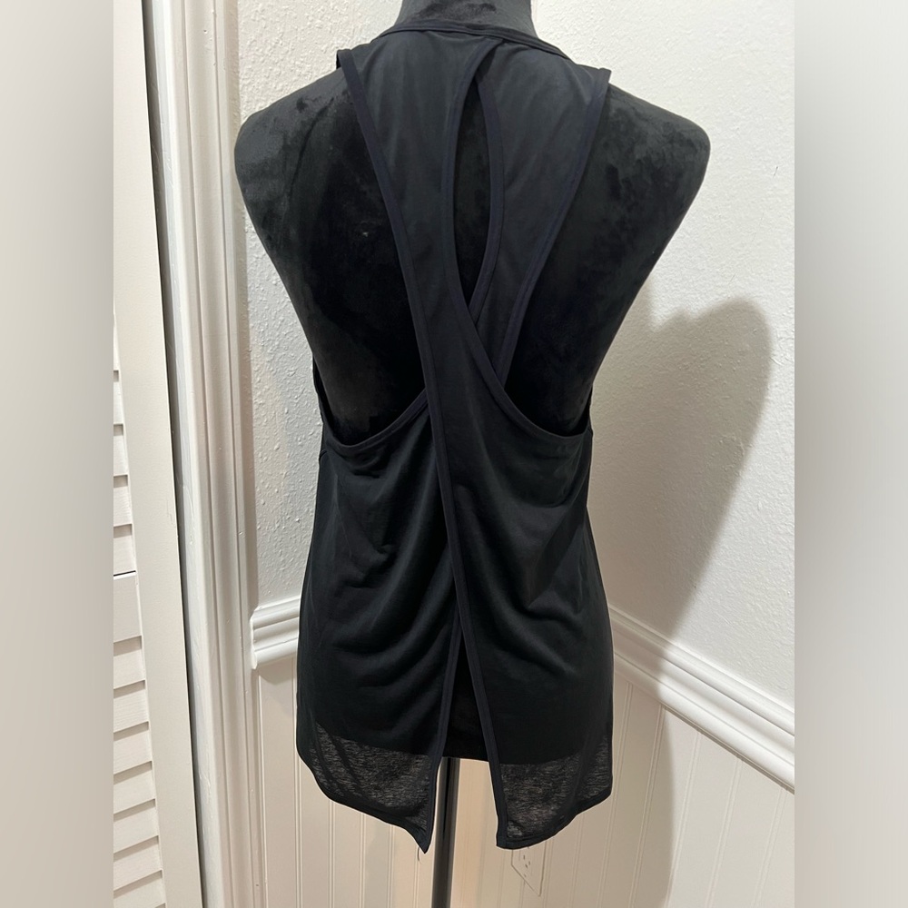 EUC Lululemon Black Racerback Style Tank Sz 6